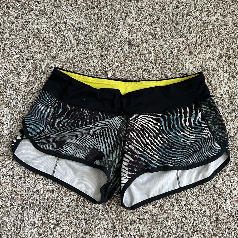 Lululemon seawheeze speed short